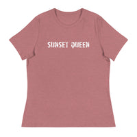 Soft and comfortable women's relaxed t-shirt "SUNSET QUEEN"