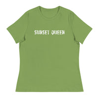 Soft and comfortable women's relaxed t-shirt "SUNSET QUEEN"