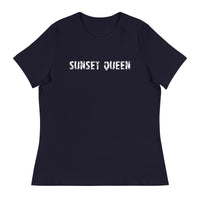 Soft and comfortable women's relaxed t-shirt "SUNSET QUEEN"