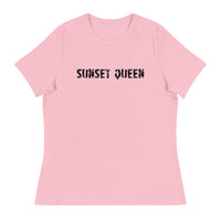 Soft and comfortable women's relaxed t-shirt "SUNSET QUEEN"